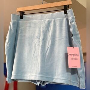 ✨JUICY COUTURE VELOUR SKORT✨